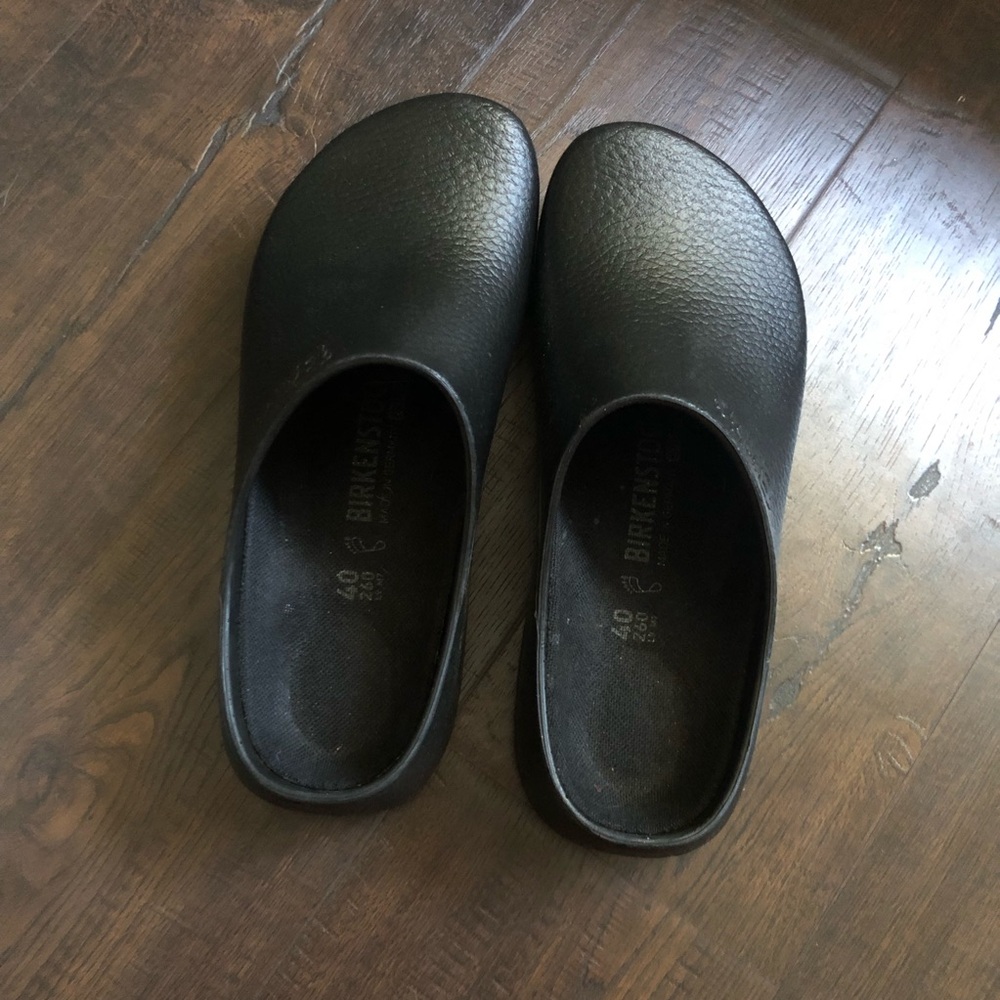Black Women's Slip-On Non-Slip Work Shoes - Picture 3 of 3